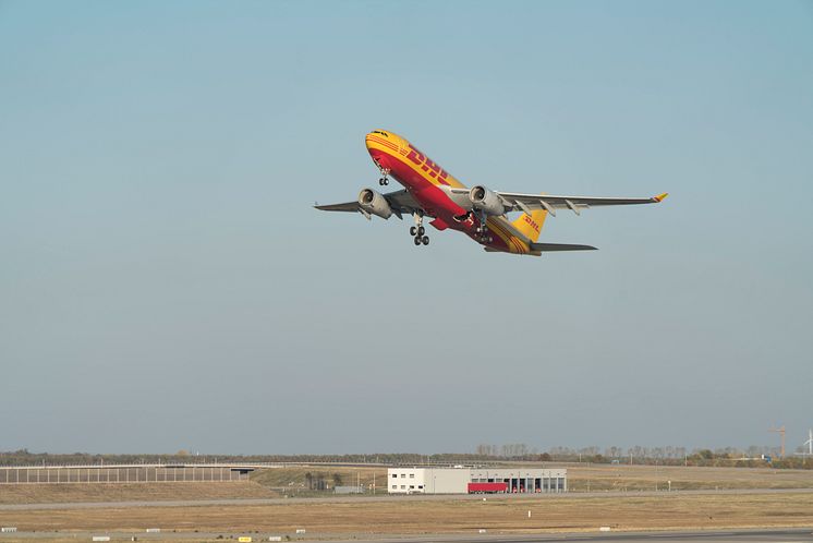 A330-200F-Take off