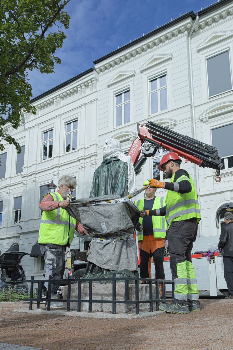 Rodin tilbake til Solli plass