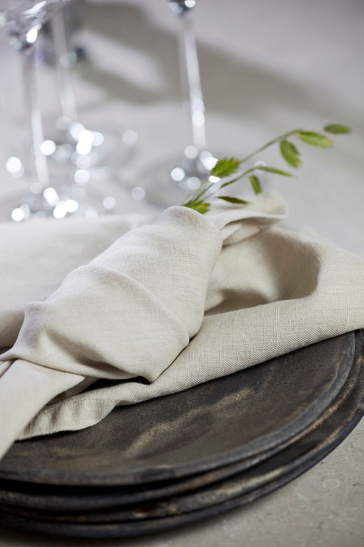 917739 Linen napkins