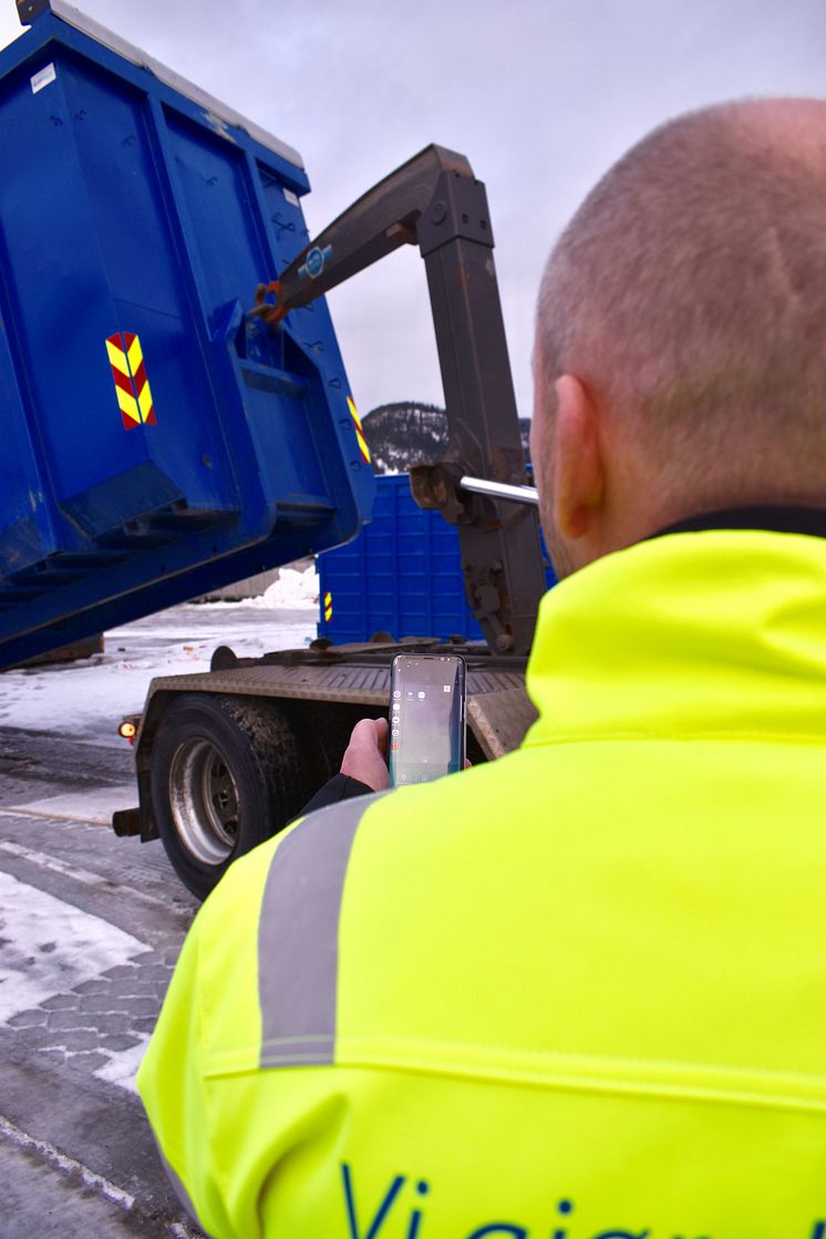 StalkIT kobler containere på tingenes internett og sporer containere ved hjelp av NB-IoT