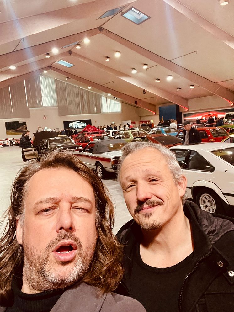 Adrian und Stefan und viele alte Karren