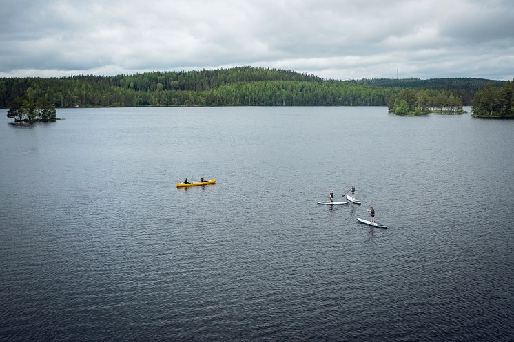 MalingsboKlotenPaddlingSUP_fotoAnnaHolm_VisitDalarna