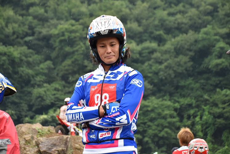 2019090203_009xx_JTR_Rd5_黒山選手_4000