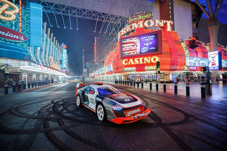 Ken Block släpper Electrikhana-video med Audi S1 Hoonitron från Las Vegas 