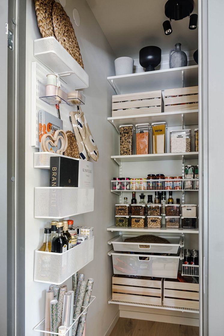 DK_Elfa_Pantry_Interior_Click-in_system_Classic_2023_05_027