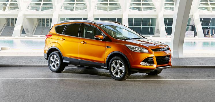 Ford Kuga nå også i den lekre fargen Tiger Eye Metallic