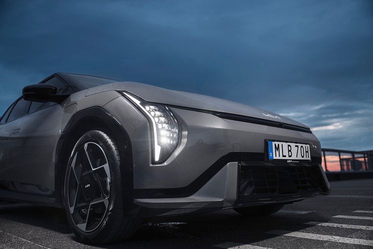 Elbilen Kia EV4 lanseras Sverige 
