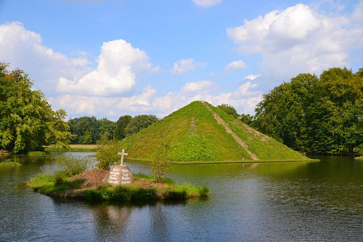 Pyramide im Branitzer Park