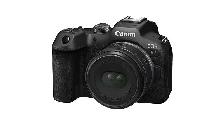 Canon RF-S 7.8mm F4 STM DUAL_EOS R7 PR Image Resize_Cover image_1140x624 21.jpg