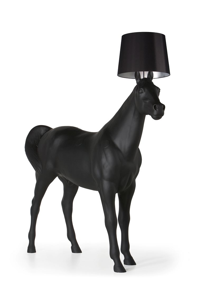 FRONT_horselamp_Moooi