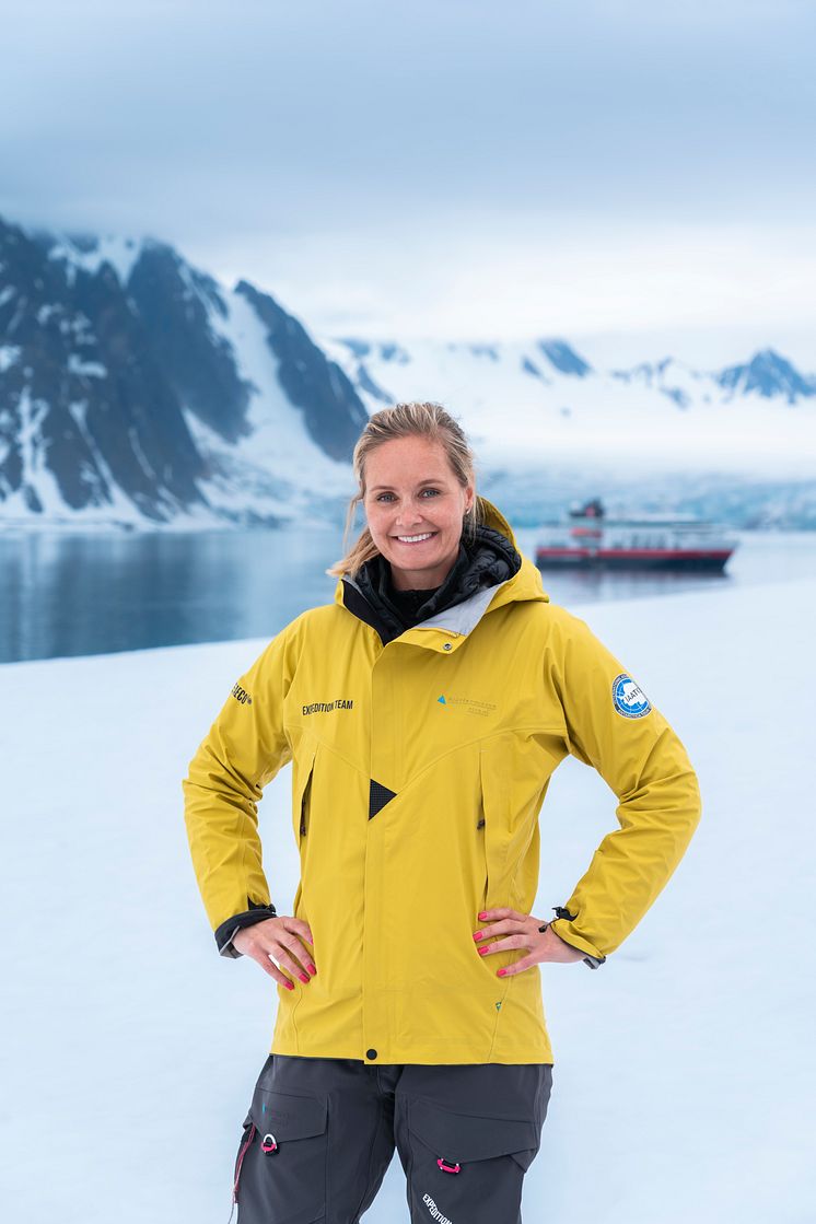 Asta Lassesen_Svalbard_photo_YuriChoufour.jpg