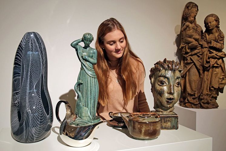 Mit 2.010 erworbenen Objekten konnte das GRASSI Museum für Angewandte Kunst Leipzig im Jahr 2016 einen Rekord an Neuerwerbungen verzeichnen