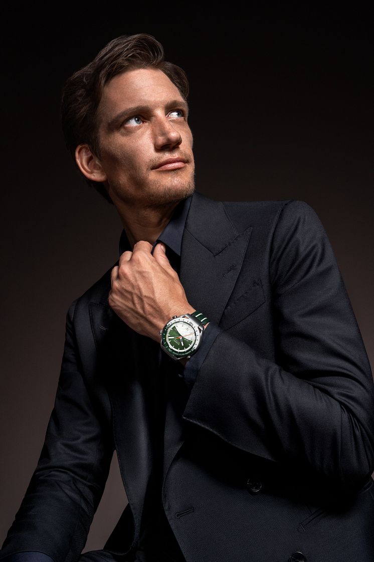 Huawei Watch Ultimate_creative shots_business 4_JPG_0828.jpg