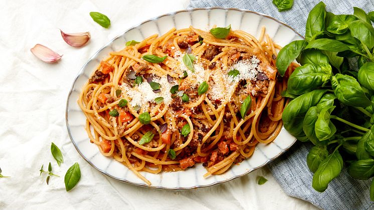 Bolognese a la Lempi Crème fraîche Tomaatti & basilika