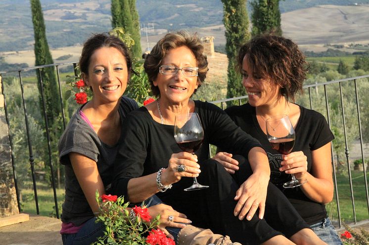 Collosorbos tre kvinner, mamma Giovanna Ciacci med sine to døtre Laura og Lucia Sutera Sardo