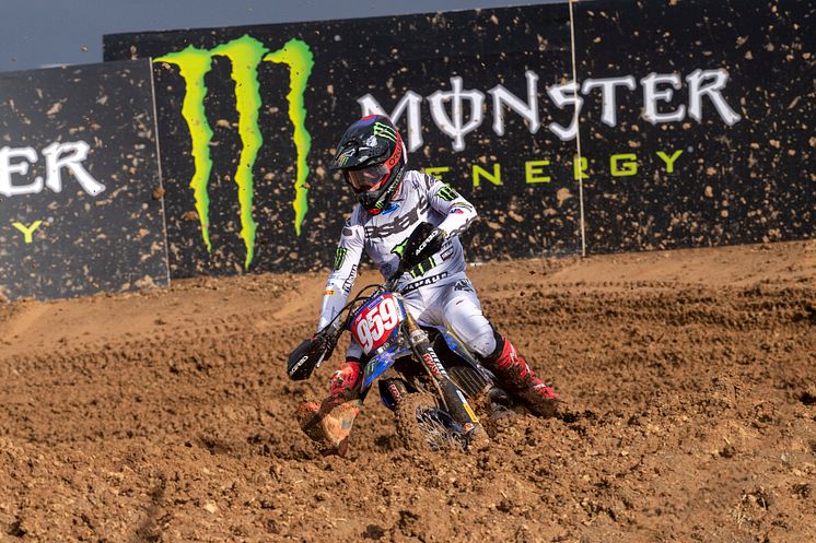 2025031702_003xx_WMX_Rd2_ルノー選手_4000.jpg