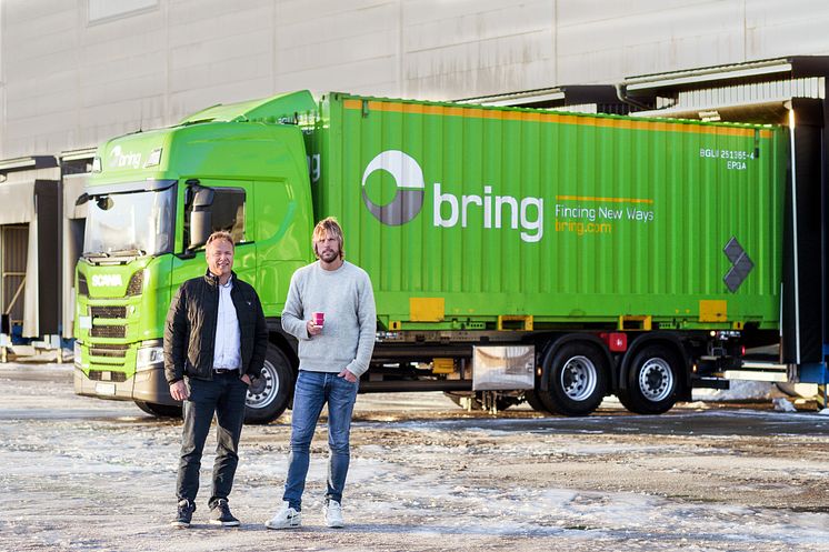 Logistikkdirektør Thor Molle  (t.v.)  og eier Einar Øgrey Brandsdal i Brandsdal Group. 