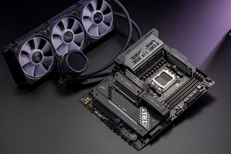 ROG Strix X870E-E Gaming WiFi 51.jpg