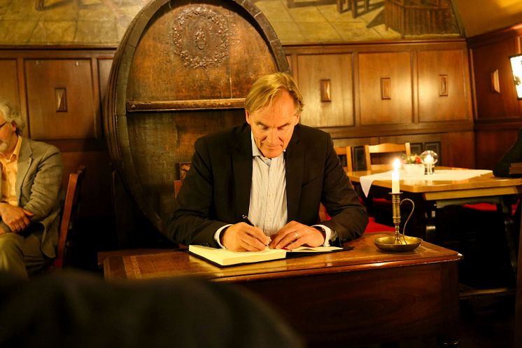 500 Jahre Auerbachs Keller - Verleihung der Ehrenbotschafter-Urkunde an Burkhard Jung