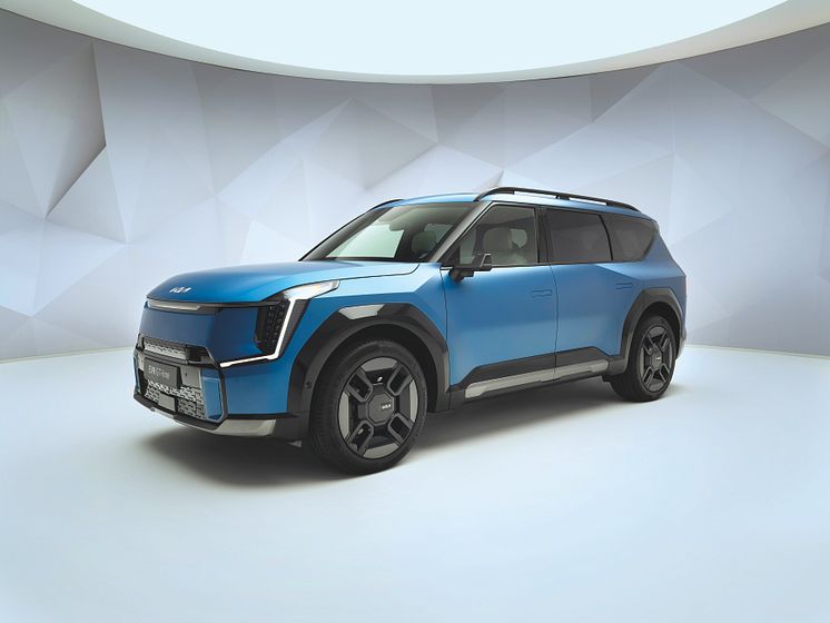 KIA_EV9_GTLine-Static-Studio_Print_3600x2400_02