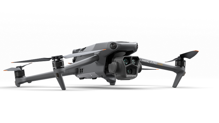 DJI Mavic 3 Pro Cine 12