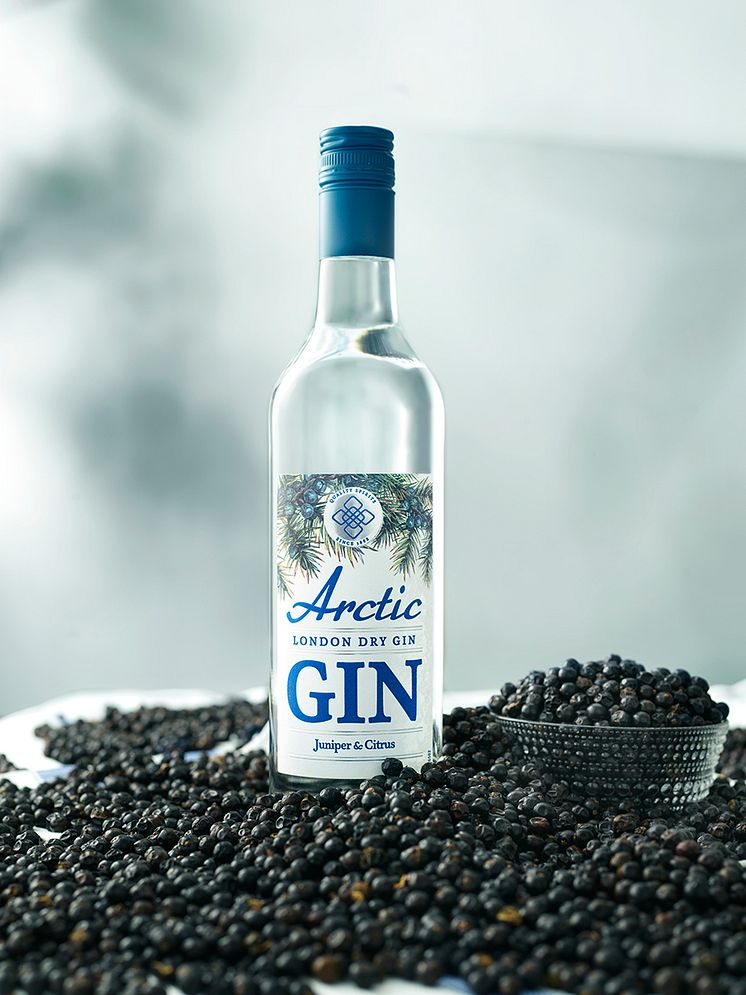 Arctic Juniper and Citrus London Dry Gin staende