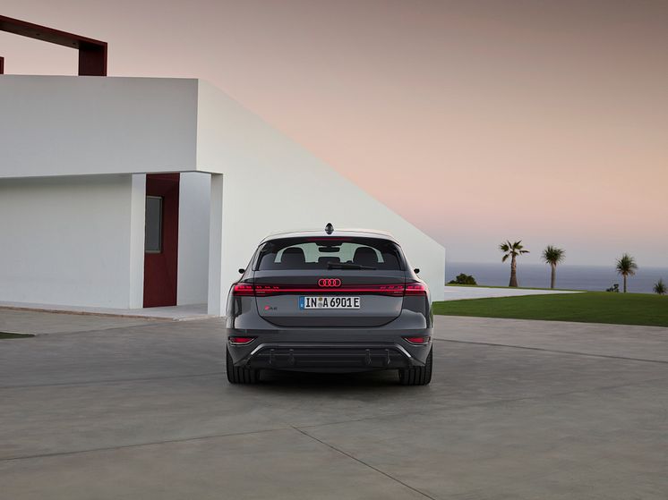 Audi A6 Avant e-tron