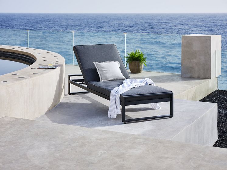 Vonge sunlounger