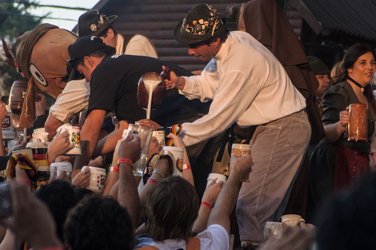 "Fiesta Nacional de la Cerveza" i Argentina. Foto: RnDms/Shutterstock.com.