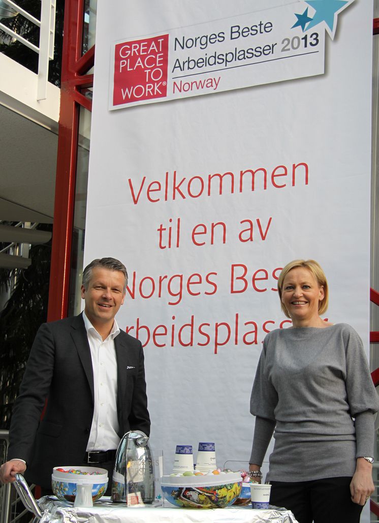 Erik Mikalsen, adm. dir. og Maiken Furre, HR-dir. i Canon Norge