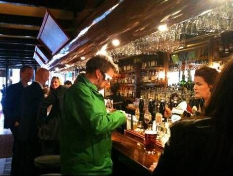 Carlsberg Sverige har testat ögonrörelser vid bardisken