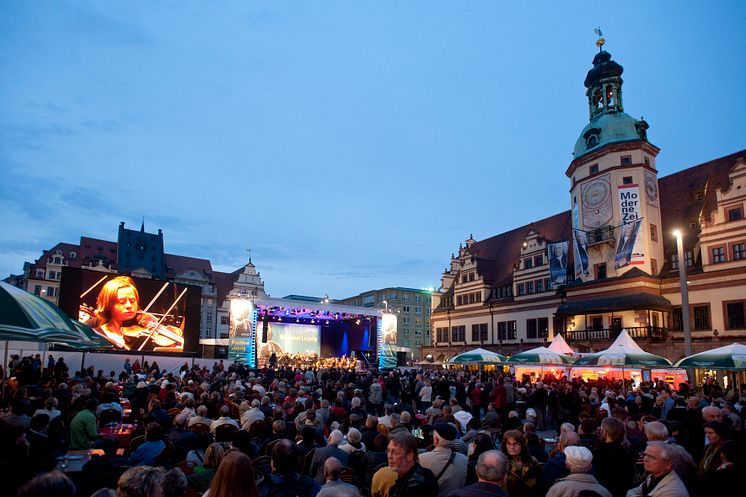 BachStage auf dem Markt vor dem Alten Rathaus