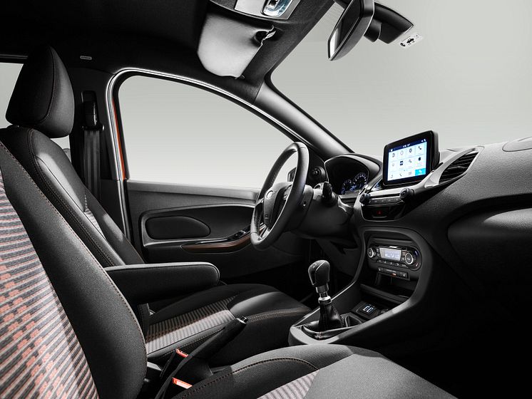 2018_FORD_KAPLUS_Active_Interior_Gallery_02_V1