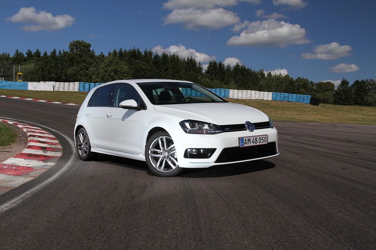 Golf R-Line