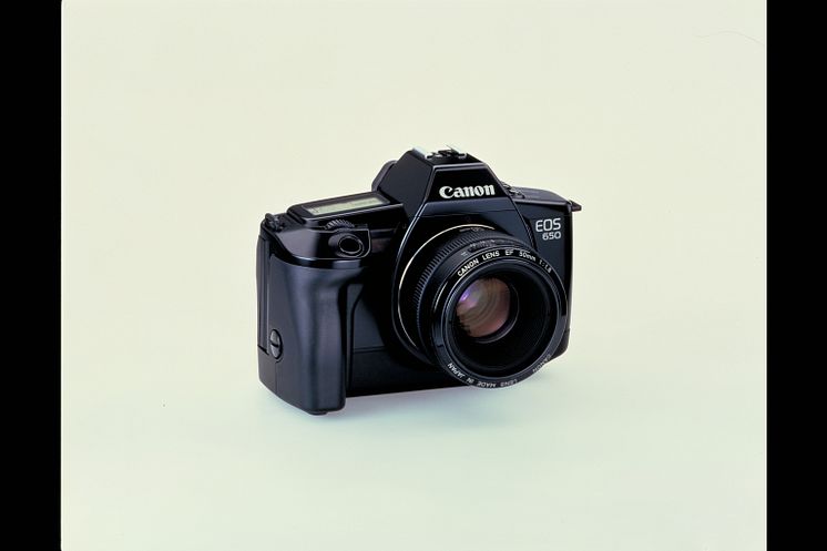 1 - Canon EOS 650