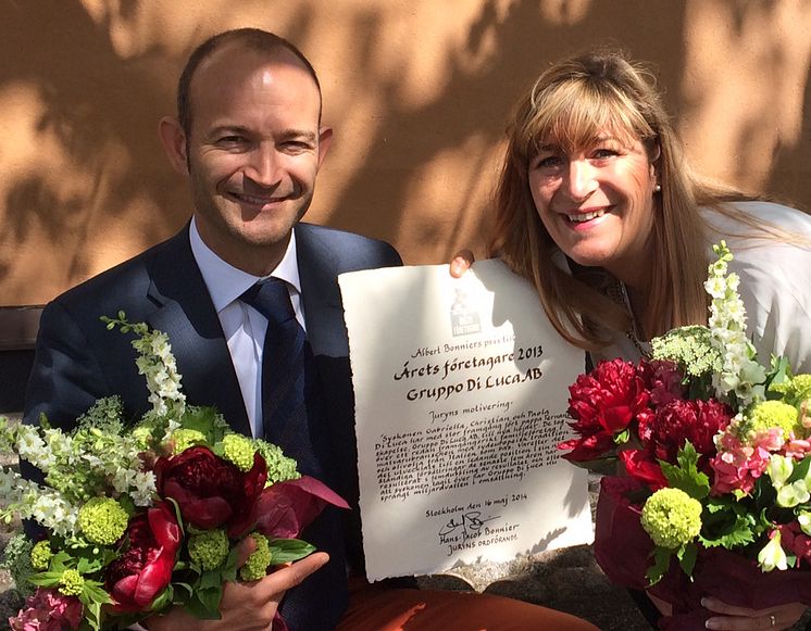 Christian och Gabriella Di Luca tar emot utmärkelsen Årets Företagare