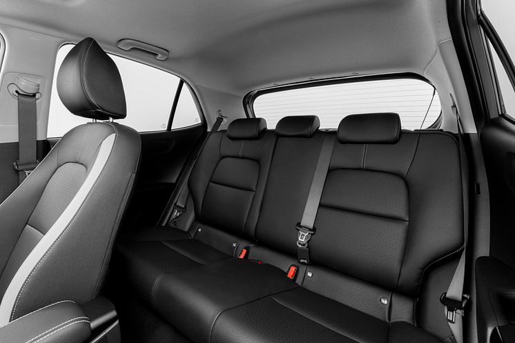 Kia_Picanto-GTLine-Interior-High-res 05
