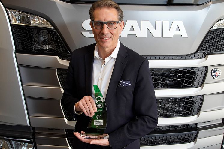Christian Hottgenroth mit dem Green-Truck Award 2020