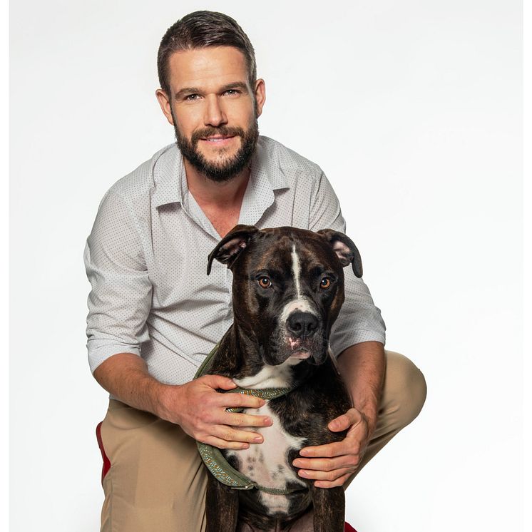 Johnny Kroneld med hunden Baxter