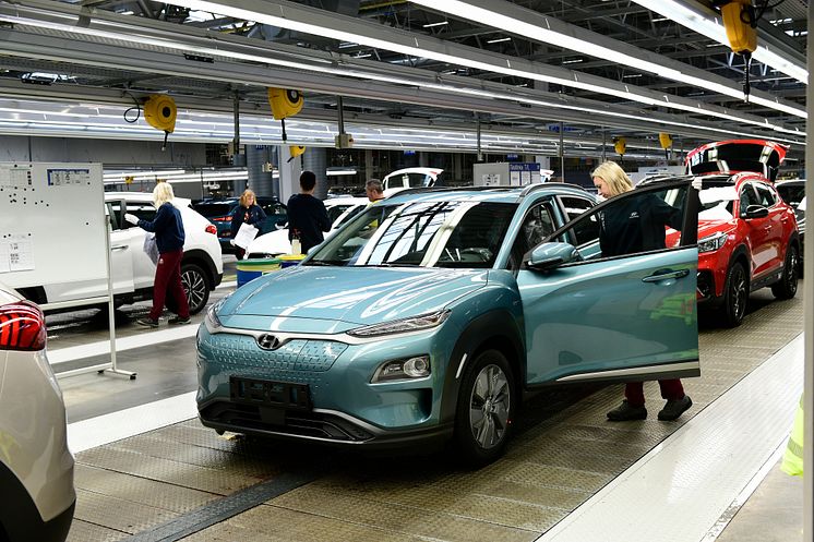 Hyundai_Kona_electric_Werk_Nosovice_133