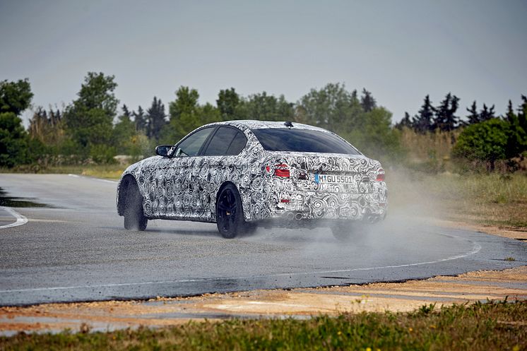 Nya BMW M5 med M xDrive