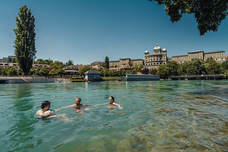 Bern_Aareschwimmen©BernWelcome_IvoScholz.jpg