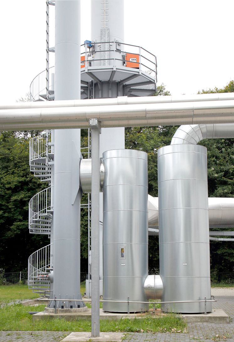 abgasanlage_zum_biogas-blockheizkraftwerk-oelper