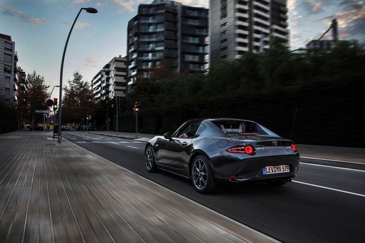 2017_MX5_RF_ Machine Grey Metallic