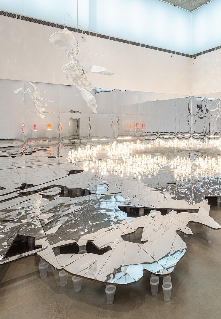 Lee Bul, Civitas Solis II (2014)