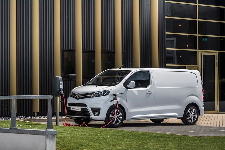 Nye Toyota Proace Electric