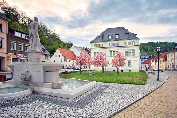 Deutsches Uhrenmuseum Glashütte_Rückseite mit Zeitgarten©Stiftung Deutsches Uhrenmuseum Glashütte_René Gaens