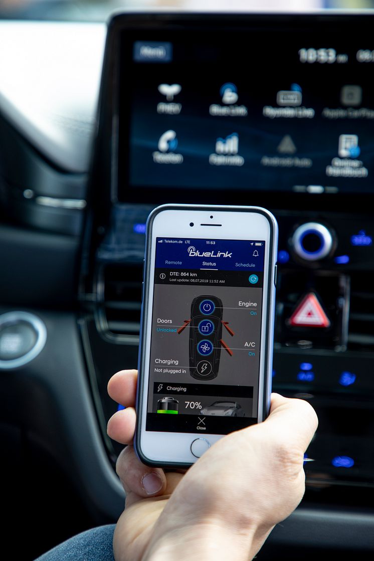 Hyundai Bluelink Connected Car Services