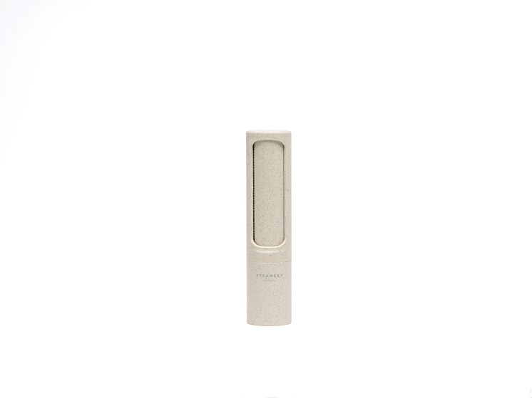 lint brush_beige_closed