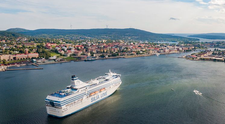 Silja Symphony i Härnösand